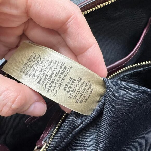 Burberry Leather Shoulder Bag 499-032225 - Picture 15 of 16